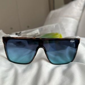 Quay Nightfall new with case and lens cleaner